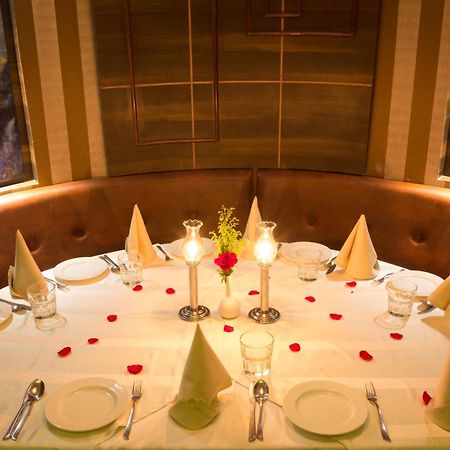Hotel Spencer Thane Ngoại thất bức ảnh